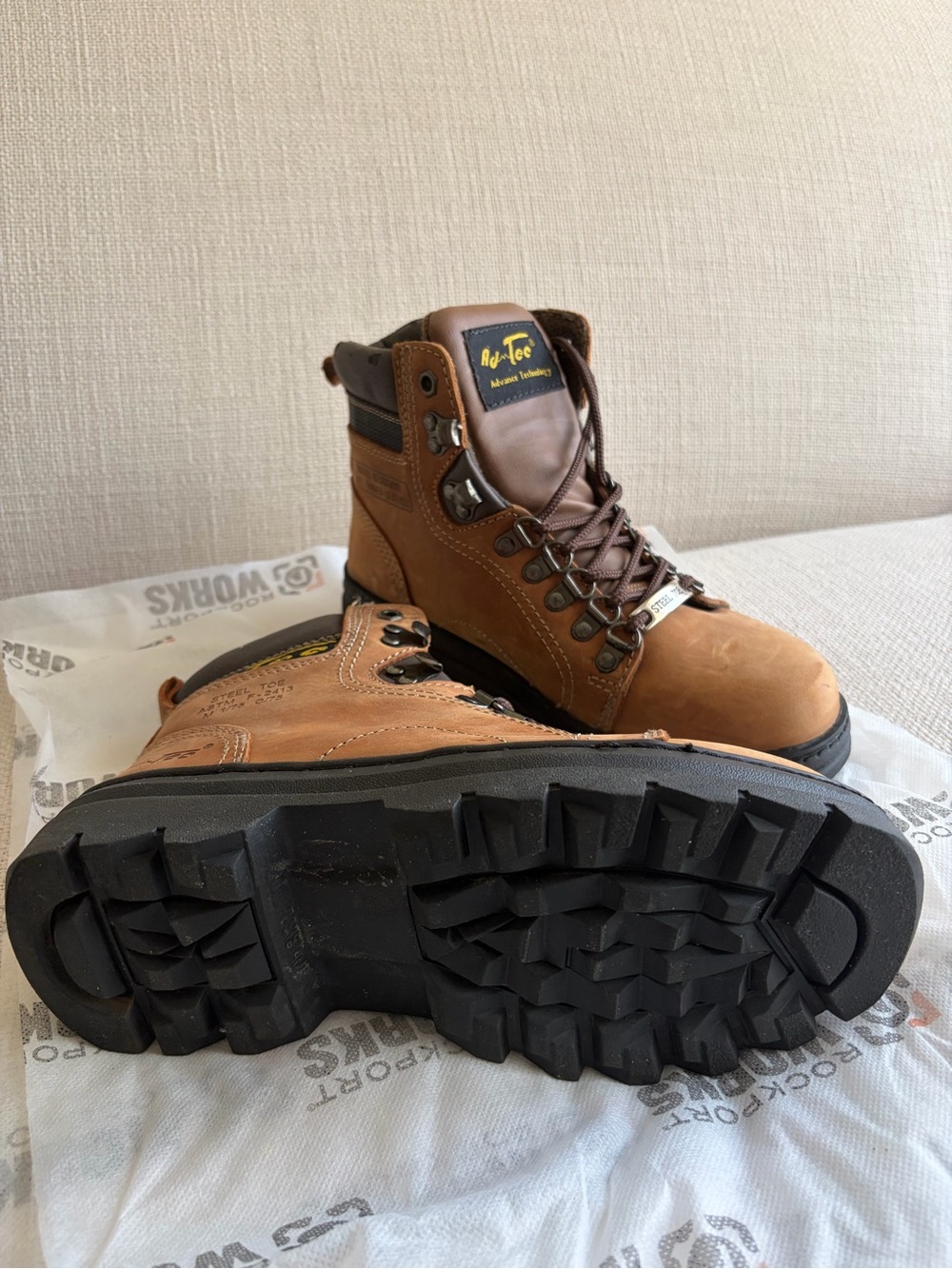 Women’s Brown Steel-Toe Work Boots - Picture 5 of 5